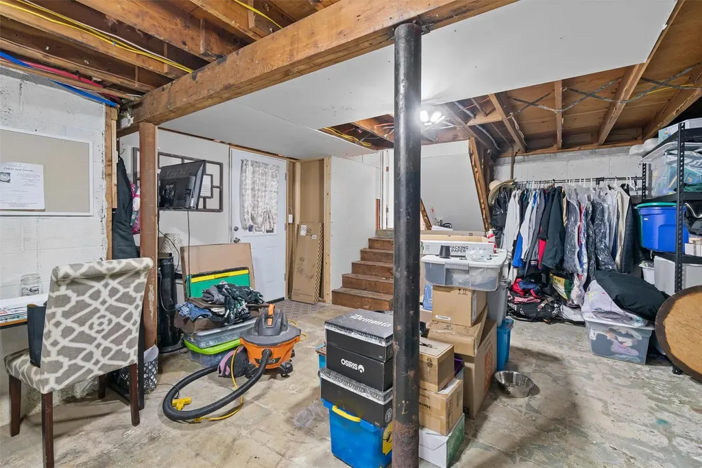 312 W Mombasha Road Monroe NY 10950