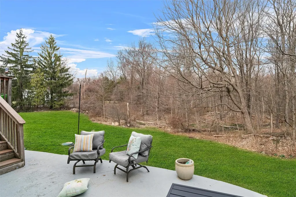 312 W Mombasha Road Monroe NY 10950