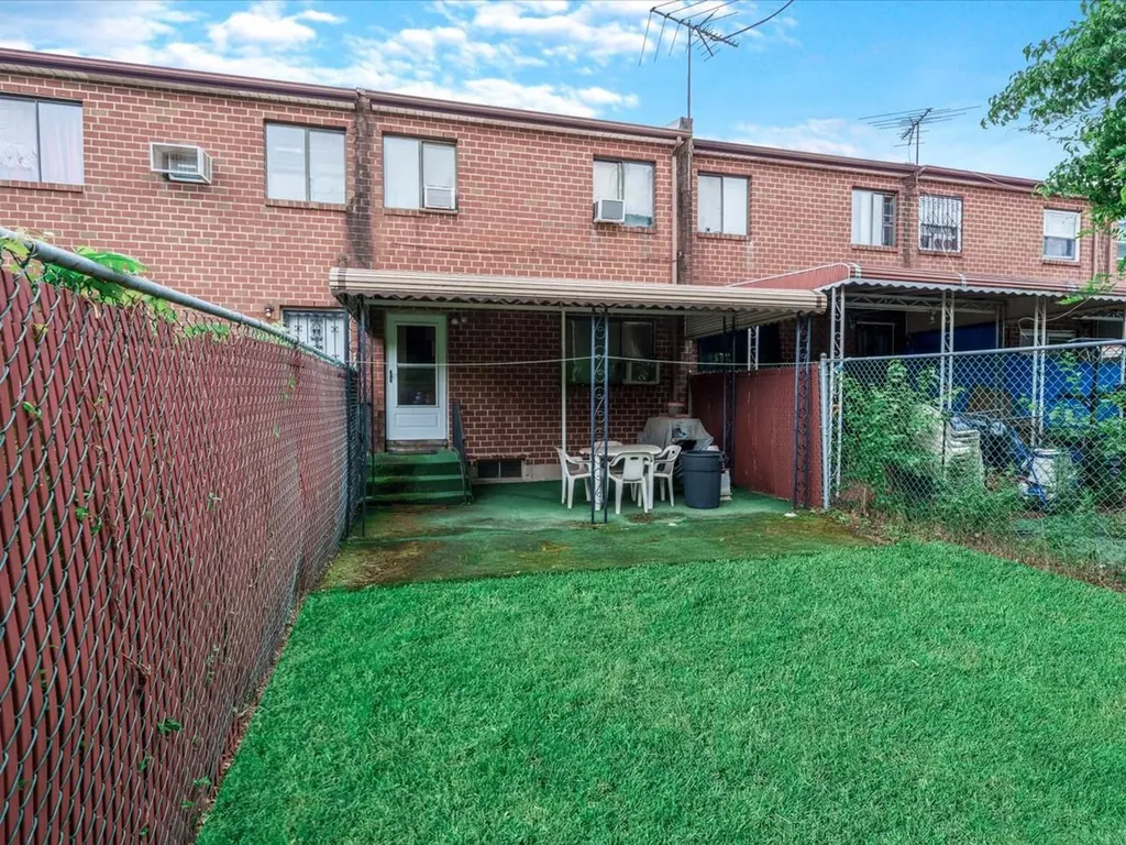 453 Christopher Avenue Brooklyn NY 11212