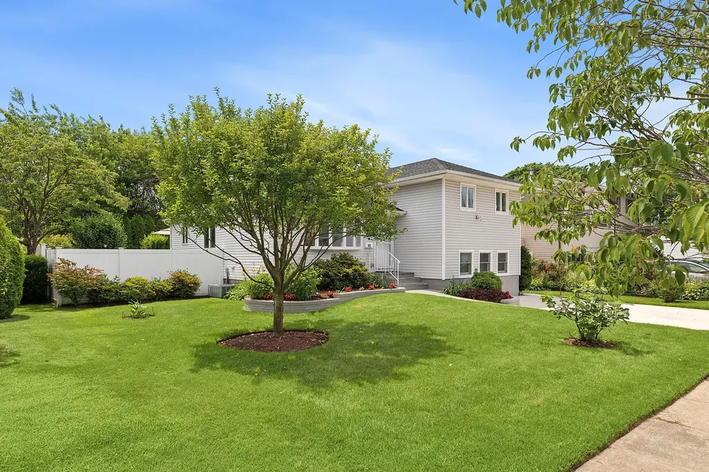 45 Elmtree Lane Jericho NY 11753