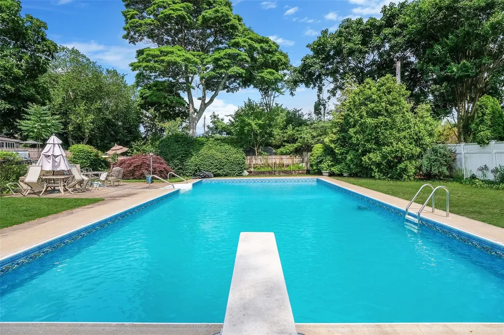 3 Woods Lane Centereach NY 11720