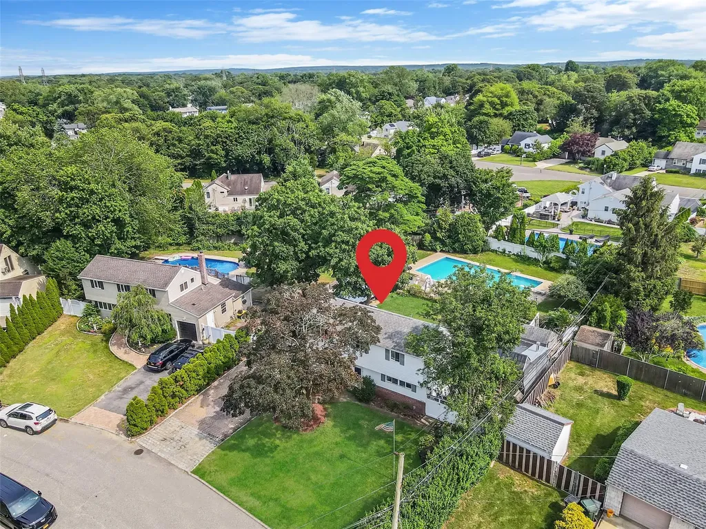 3 Woods Lane Centereach NY 11720