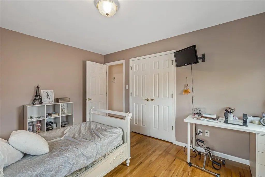 154-46 22nd Avenue Whitestone NY 11357