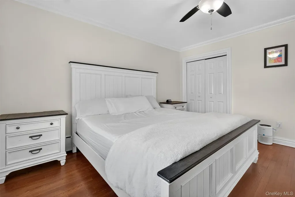 1004 Balcom Avenue Bronx NY 10465