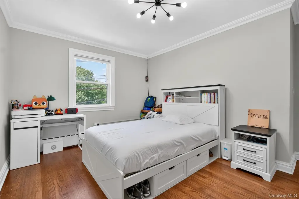 1004 Balcom Avenue Bronx NY 10465
