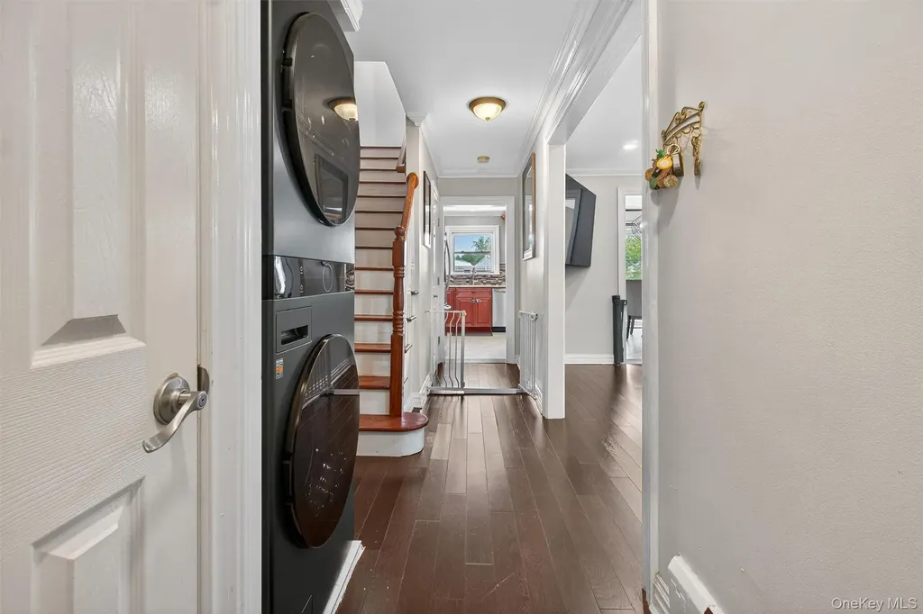 1004 Balcom Avenue Bronx NY 10465