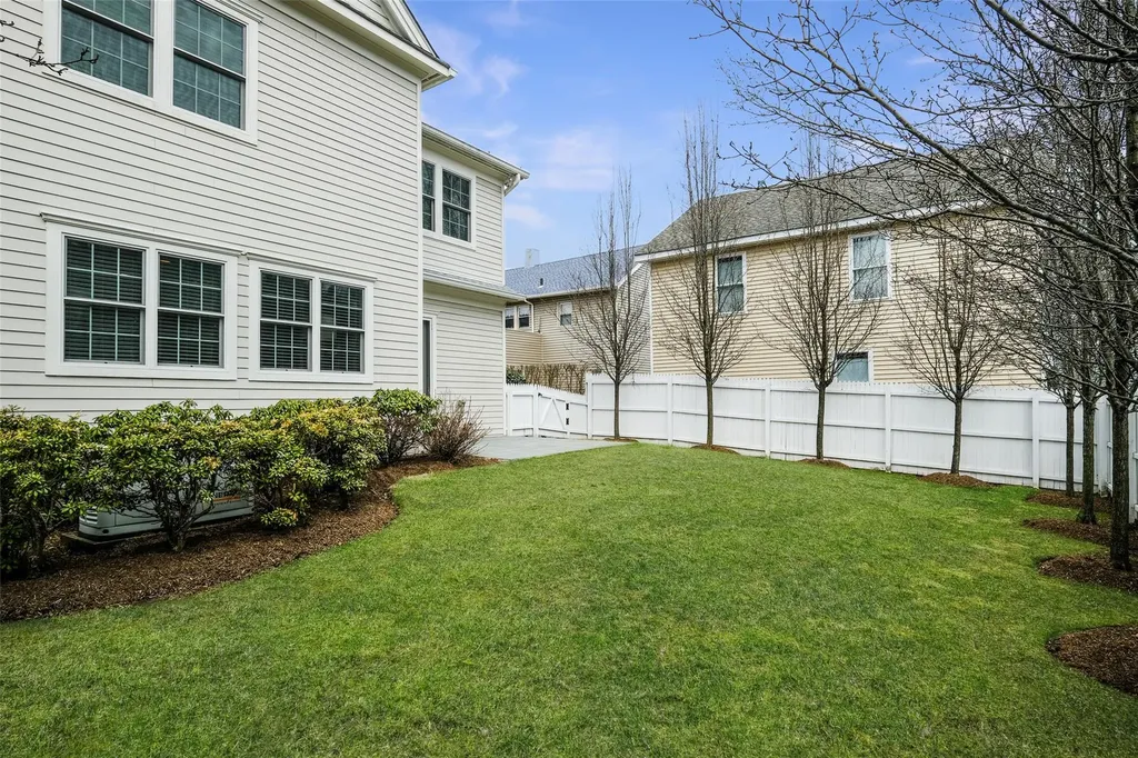 378 Midland Avenue Rye NY 10580