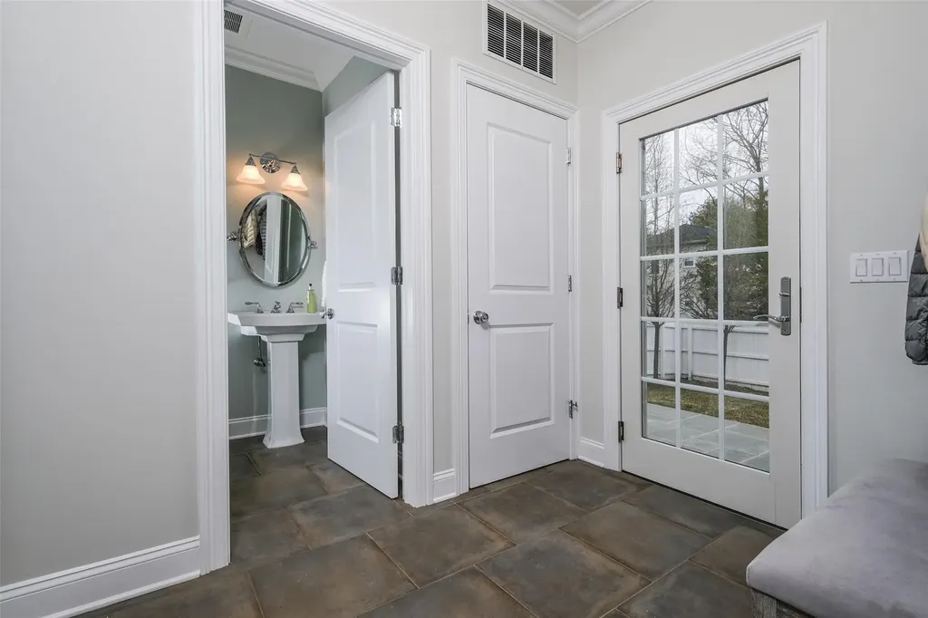 378 Midland Avenue Rye NY 10580