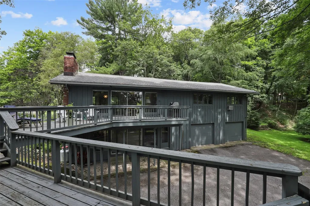 153 Salem Road Pound Ridge NY 10576
