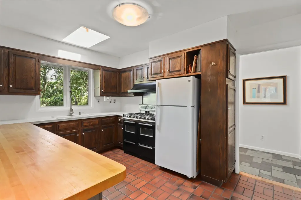 153 Salem Road Pound Ridge NY 10576