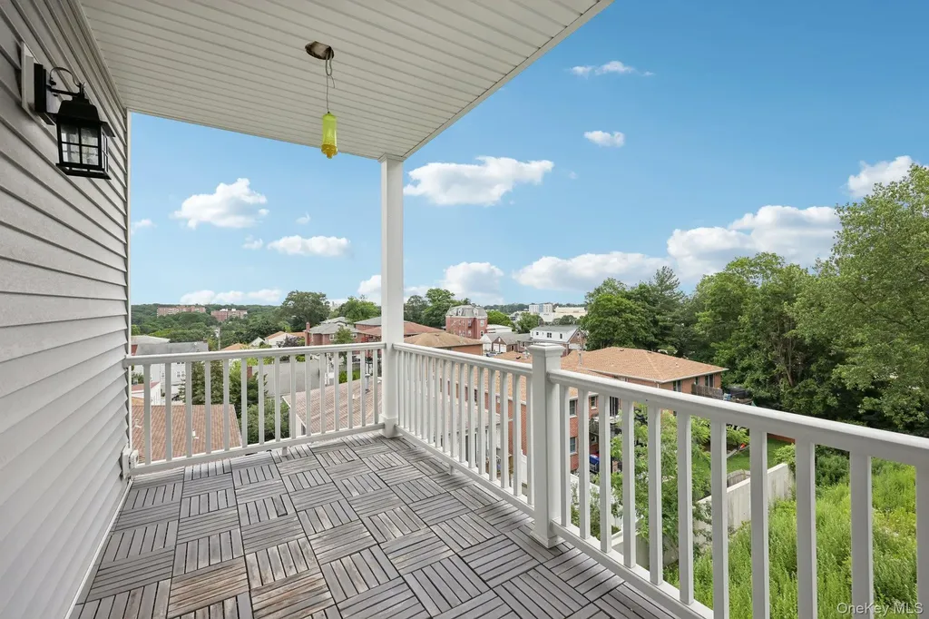 90 University Avenue Yonkers NY 10704