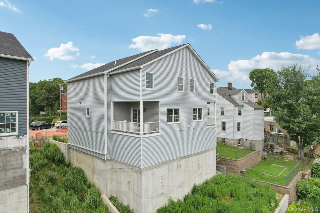 90 University Avenue Yonkers NY 10704