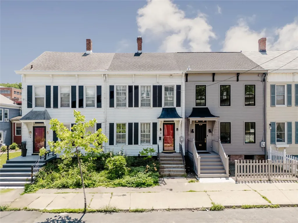 24 8th Street Hudson NY 12534