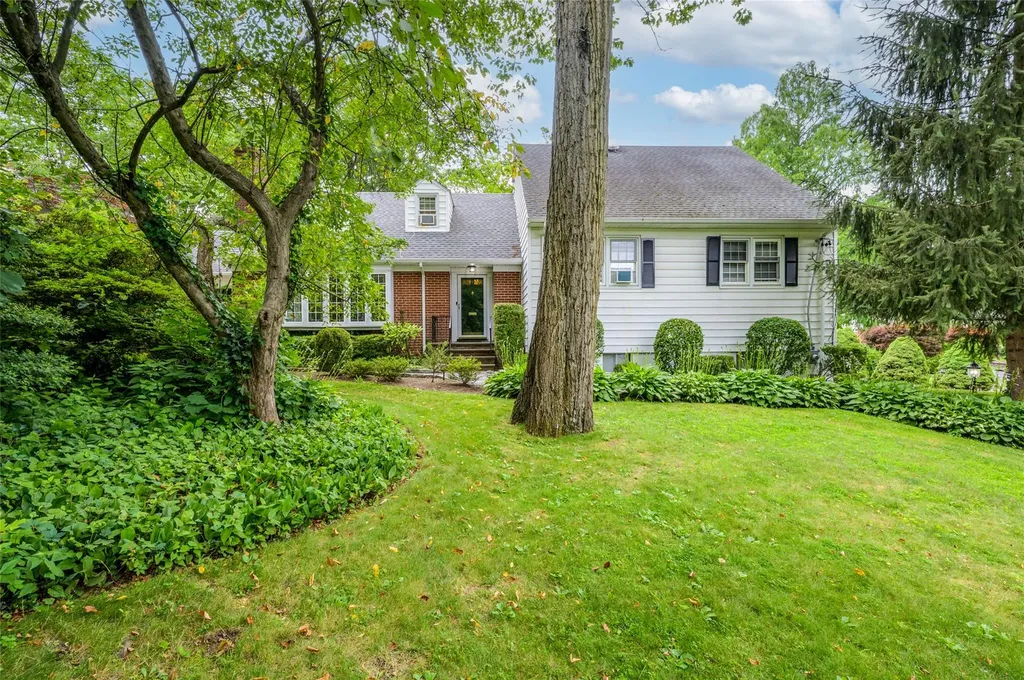 9 Martin Road Yonkers NY 10701