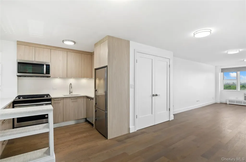 5700 Arlington Avenue Bronx NY 10471
