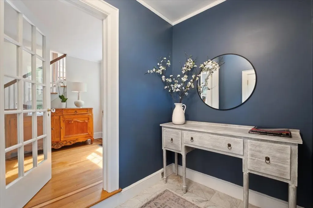 216 Boulevard Scarsdale NY 10583