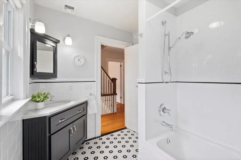 216 Boulevard Scarsdale NY 10583