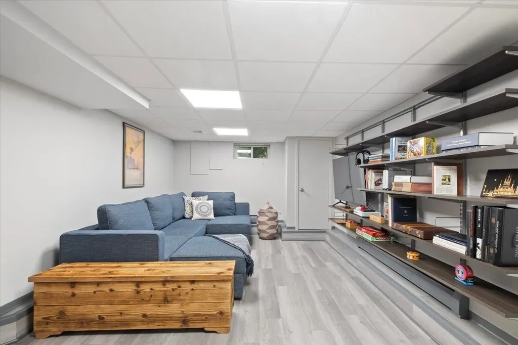 216 Boulevard Scarsdale NY 10583