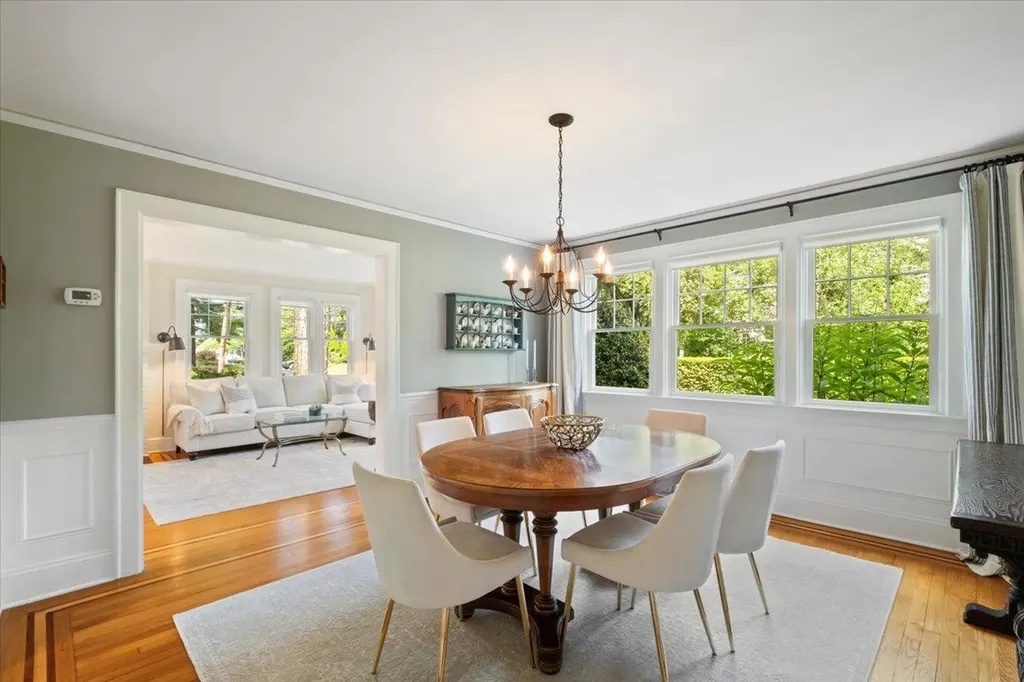 216 Boulevard Scarsdale NY 10583