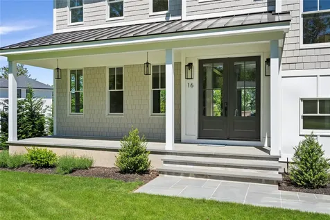 16 Lovers Lane Aquebogue NY 11931