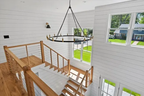 16 Lovers Lane Aquebogue NY 11931