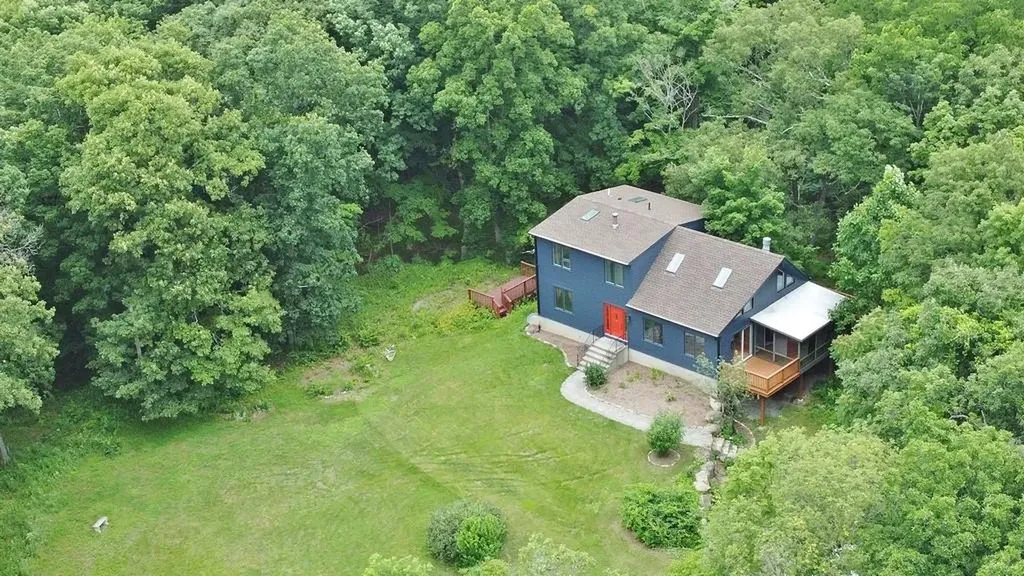 107 Lane Gate Road Cold Spring NY 10516