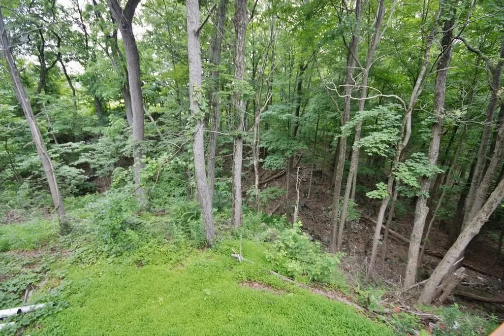 107 Lane Gate Road Cold Spring NY 10516