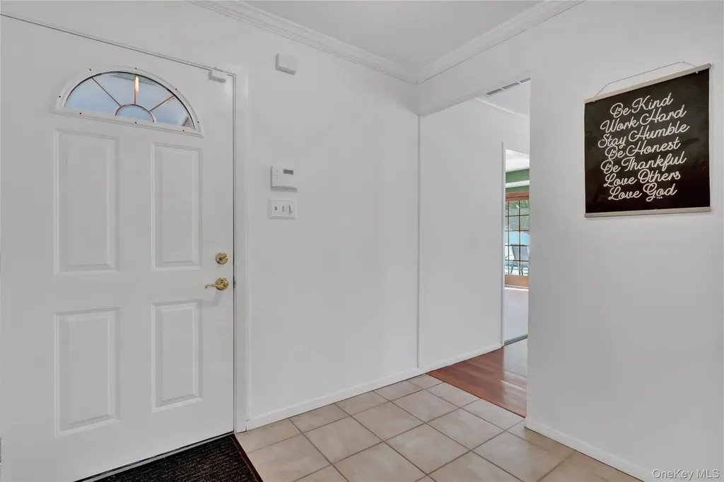 39 Pembrook Drive Stony Brook NY 11790