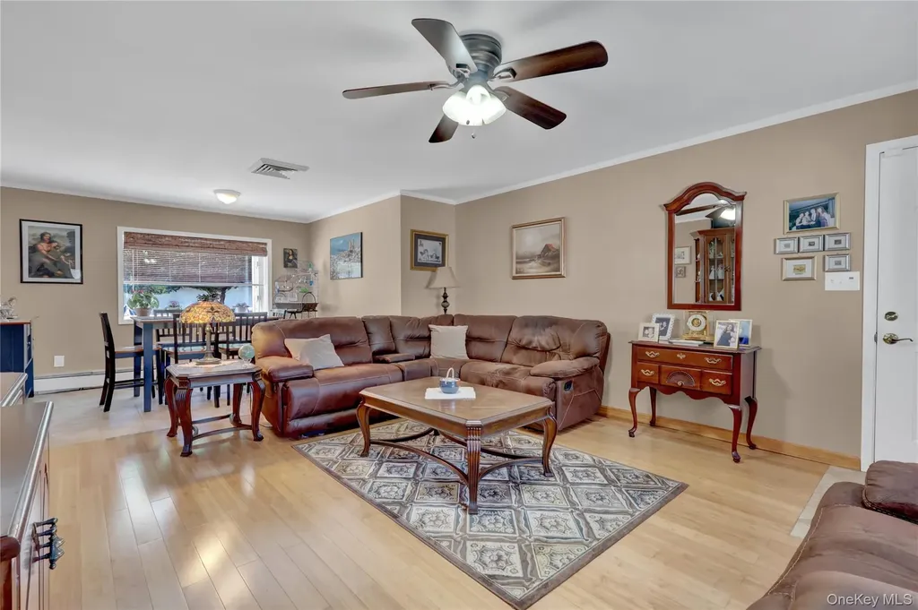 39 Pembrook Drive Stony Brook NY 11790