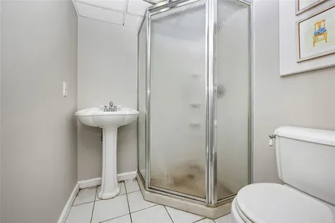 45 Mc Cue Lane Babylon NY 11702