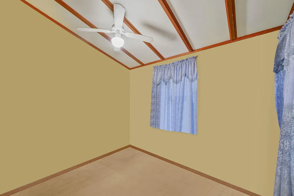 15 Youngs Avenue Mattituck NY 11952