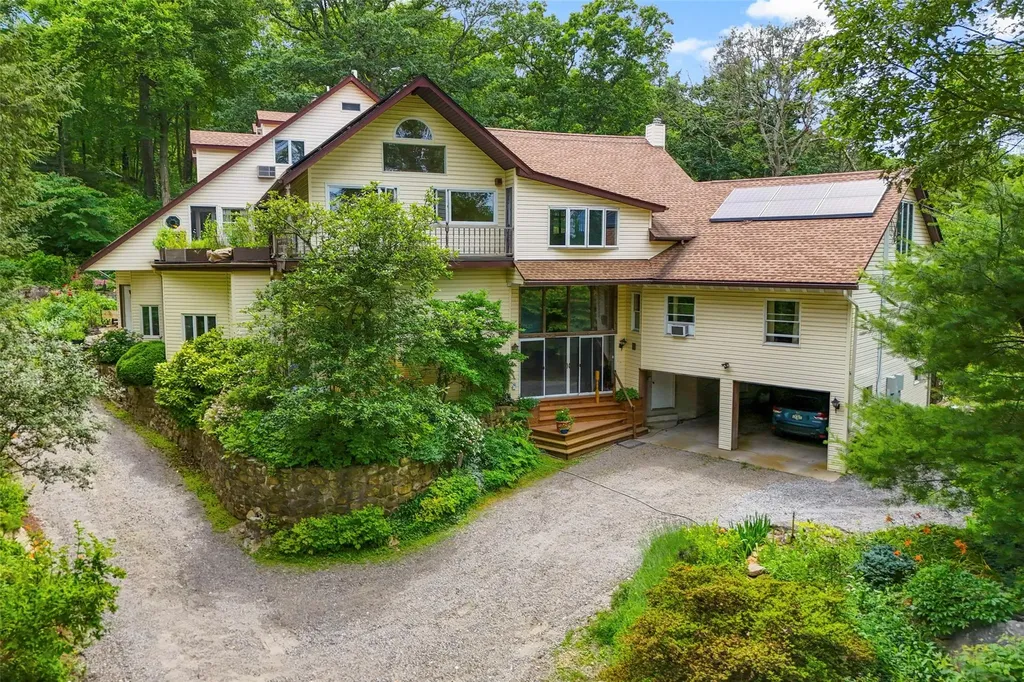 8 Manitou Road Garrison NY 10524