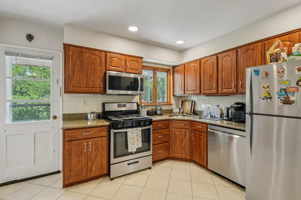 156 Wicks Road Commack NY 11725