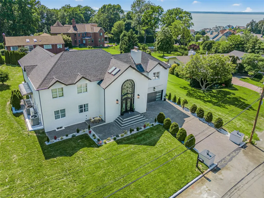 3 Fairview Lane Glen Cove NY 11542