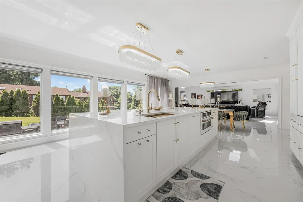 3 Fairview Lane Glen Cove NY 11542