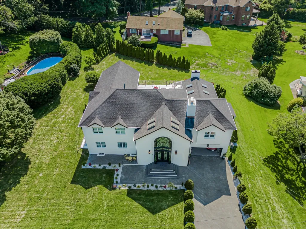 3 Fairview Lane Glen Cove NY 11542