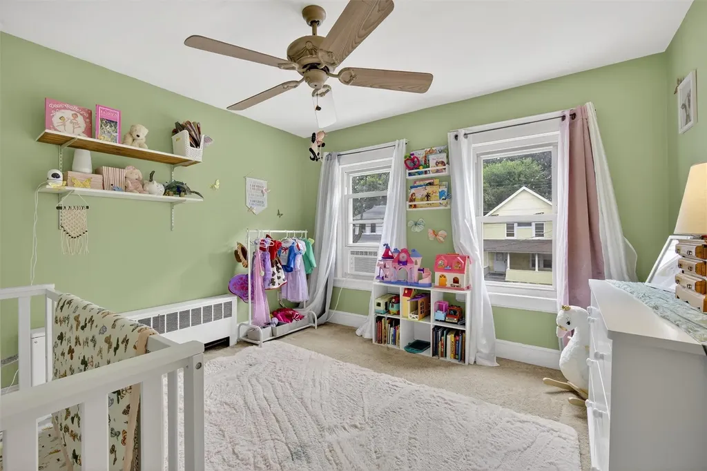 63 Oakdale Avenue Poughkeepsie NY 12601
