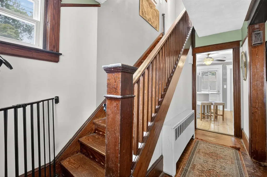 63 Oakdale Avenue Poughkeepsie NY 12601