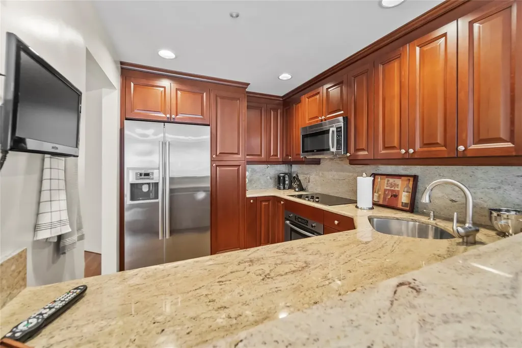 803 Pondside Drive White Plains NY 10607