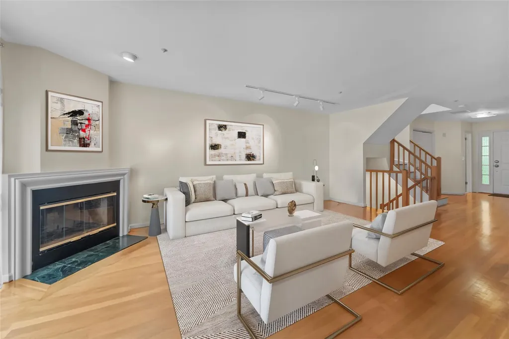 803 Pondside Drive White Plains NY 10607