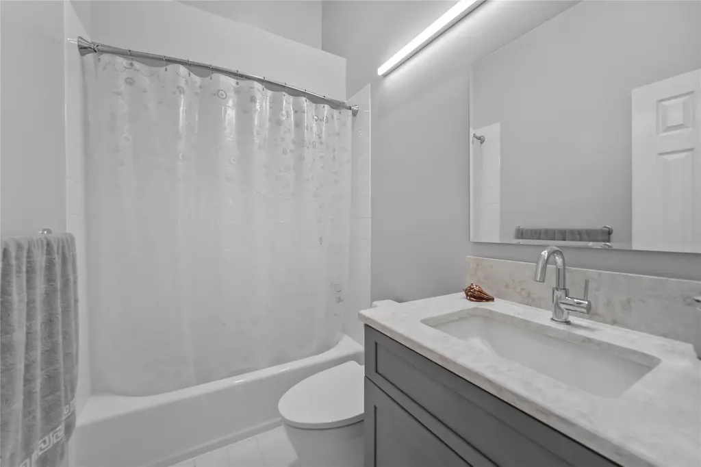 803 Pondside Drive White Plains NY 10607
