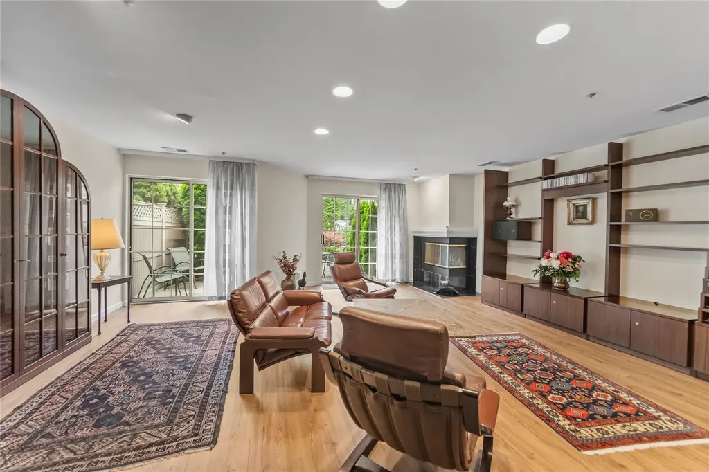803 Pondside Drive White Plains NY 10607