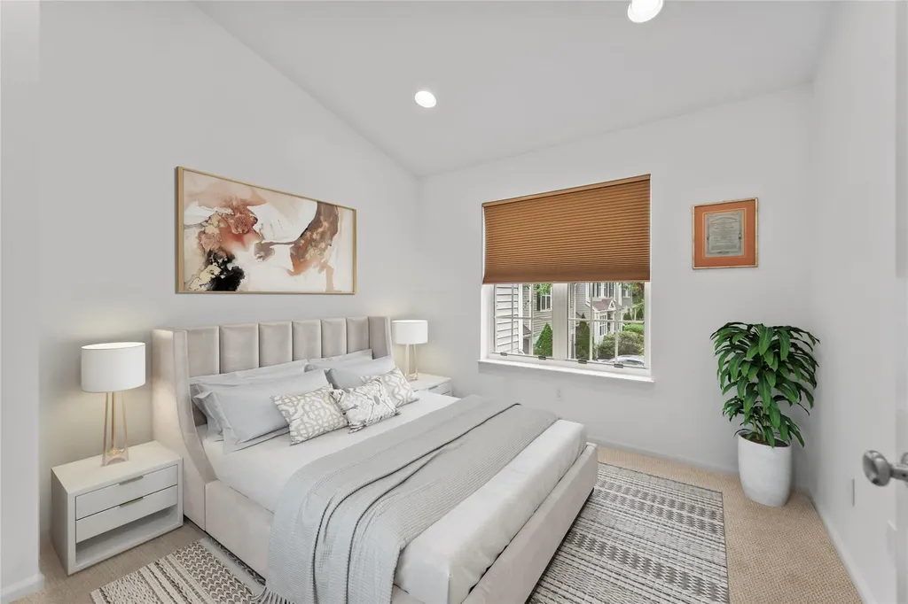 803 Pondside Drive White Plains NY 10607