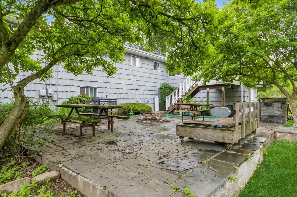 32 Brickhouse Road Patterson NY 12563