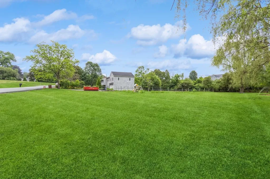 32 Brickhouse Road Patterson NY 12563