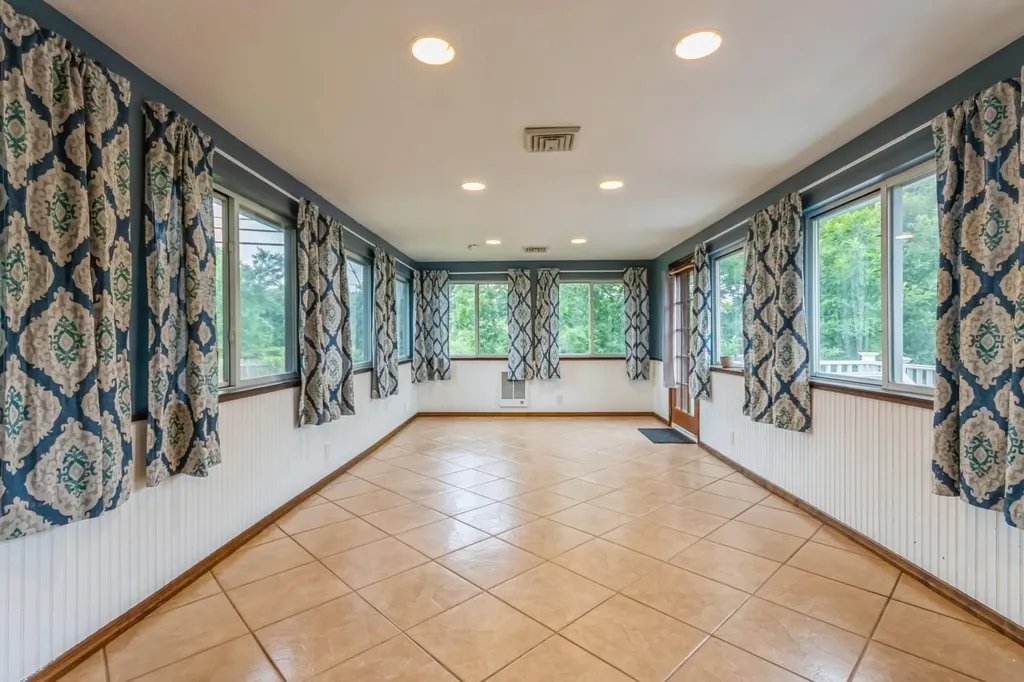 32 Brickhouse Road Patterson NY 12563