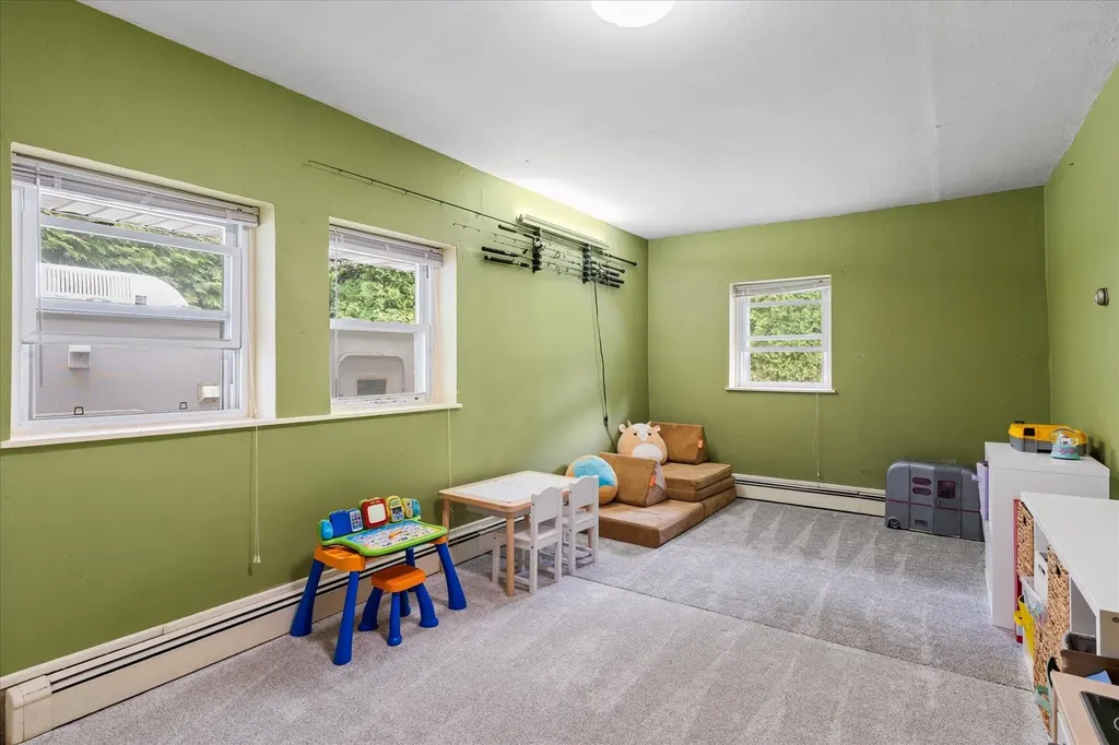 137 Hounslow Road Shirley NY 11967