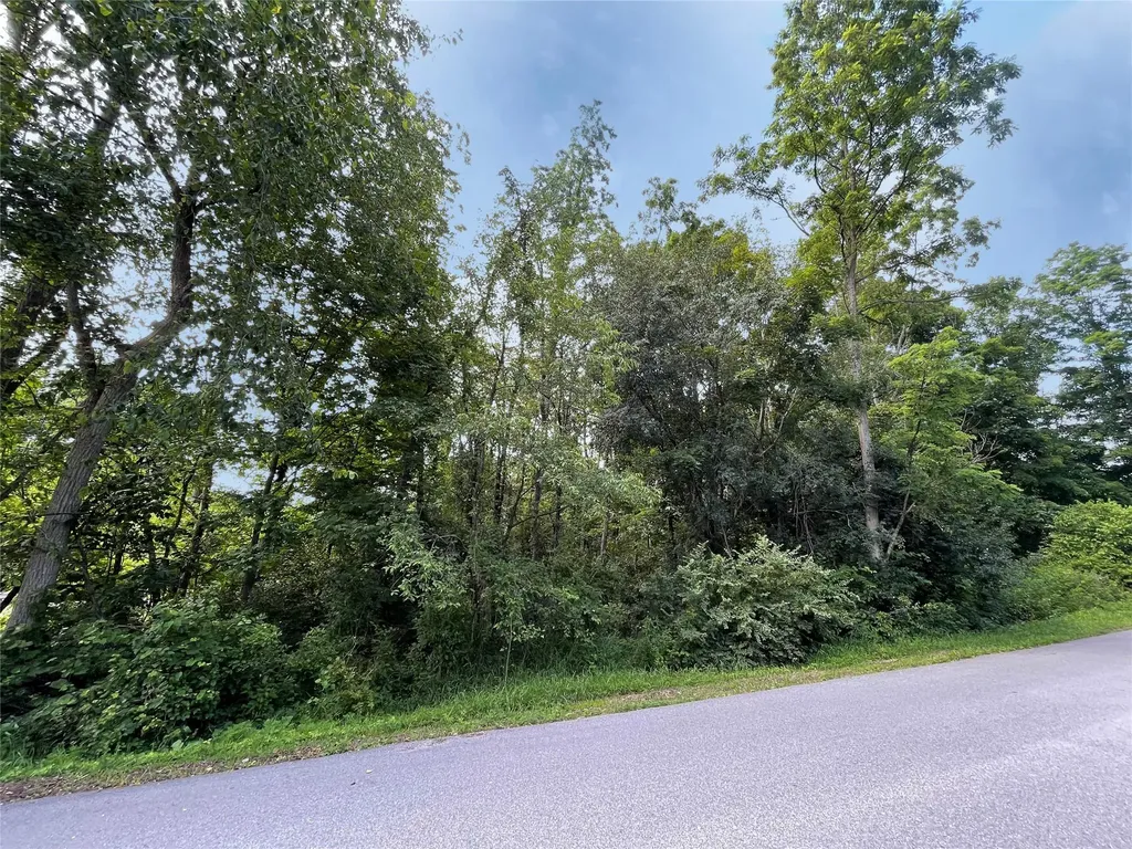 Route-82 Pleasant Valley NY 12569