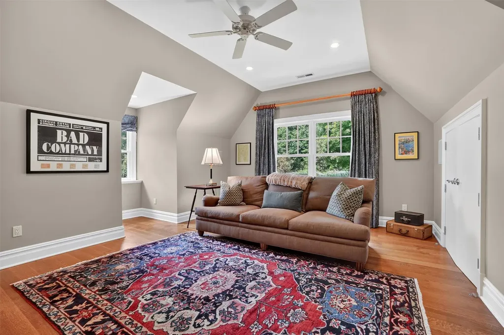 73 Mayflower Lane Katonah NY 10536