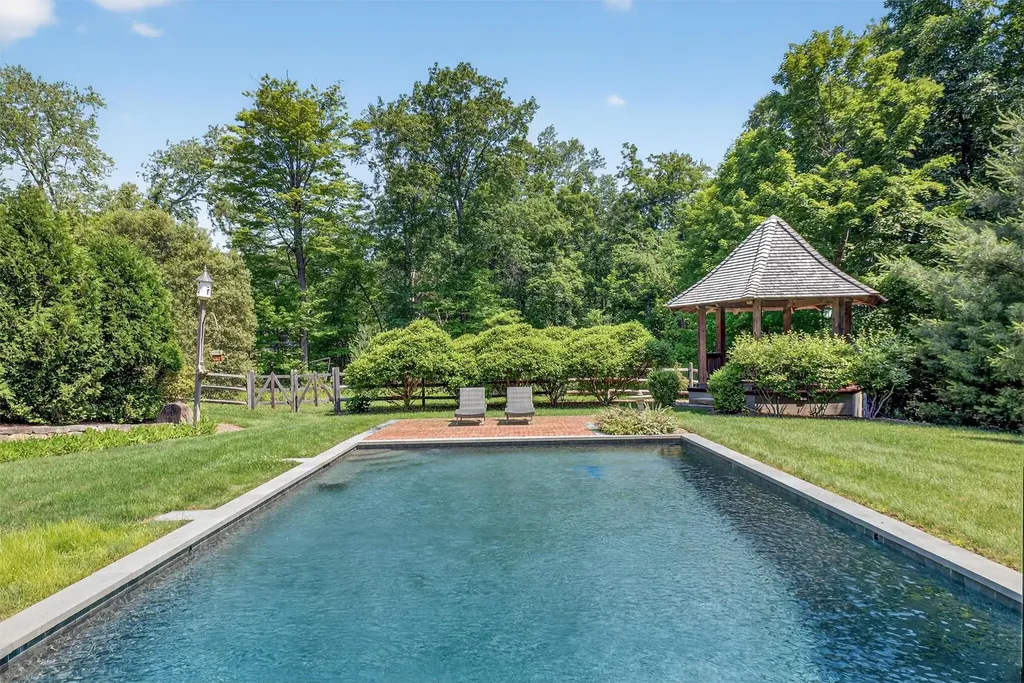 73 Mayflower Lane Katonah NY 10536